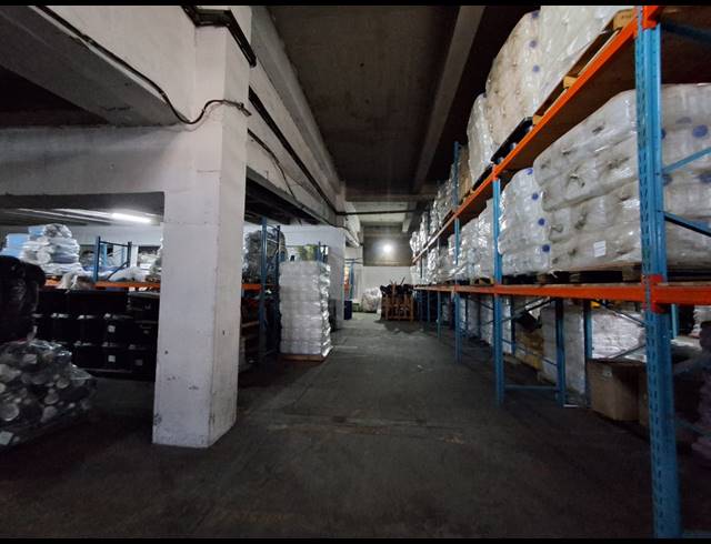 1,900M² WAREHOUSE TO LET IN HERIOTDALE